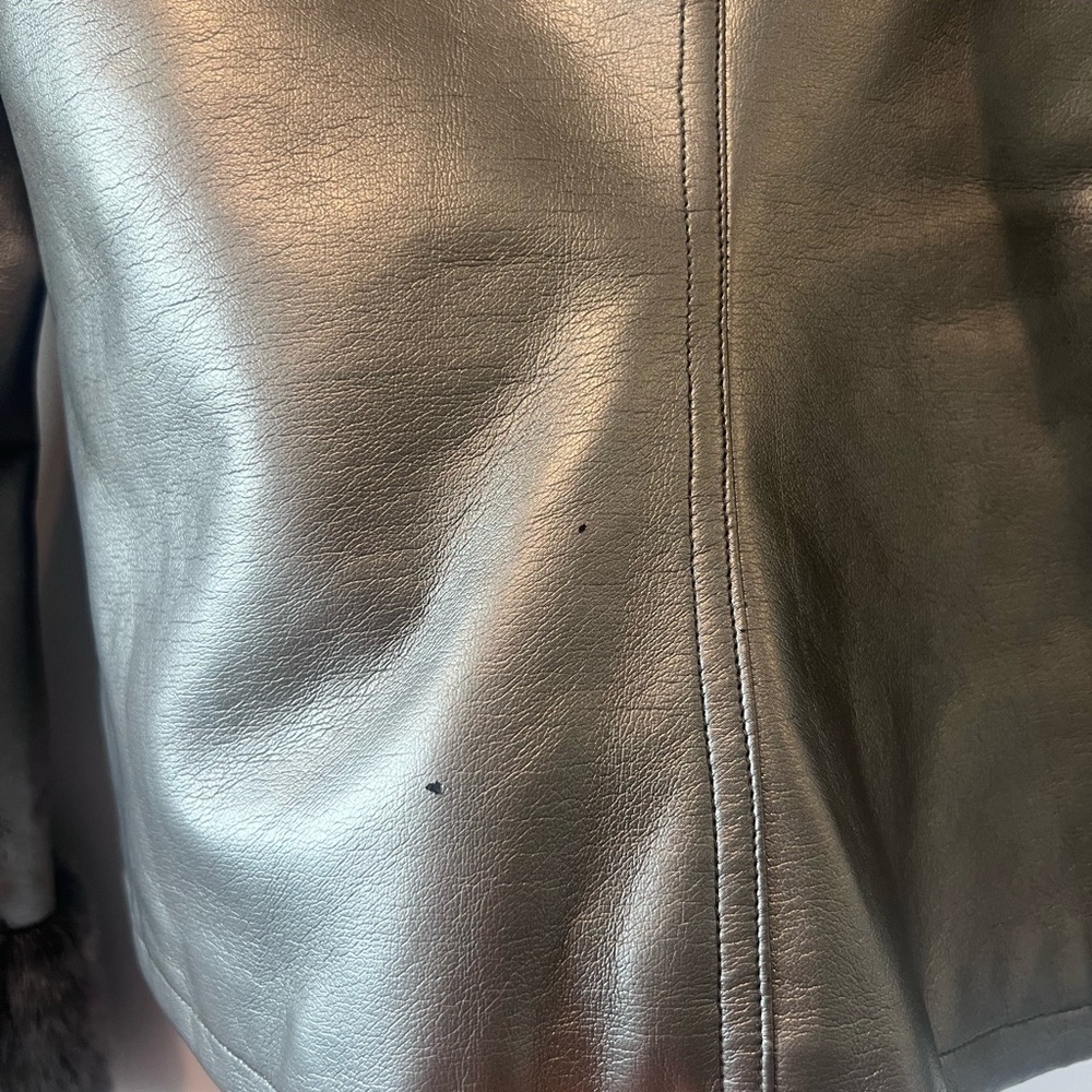 Vintage BB Dakota Silver Jacket with Faux Fur - Picture 7 of 8